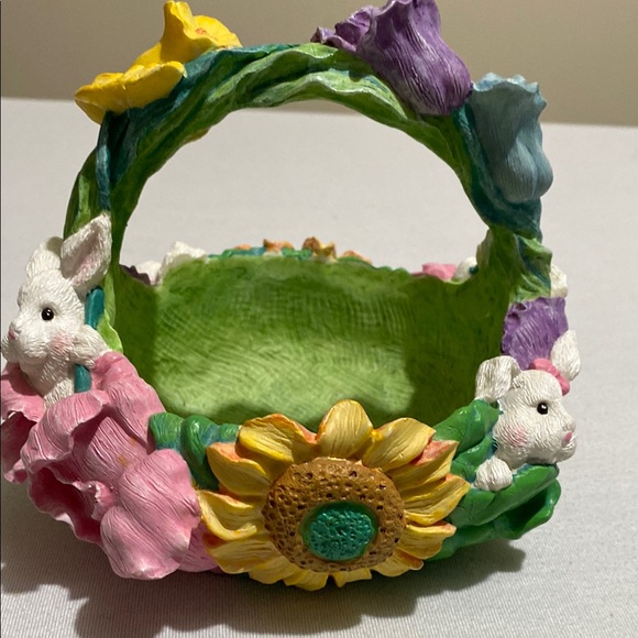 Vintage Resin Ceramic Easter Bunny Baskets Colorful Flowers Sunflowers - Picture 5 of 9